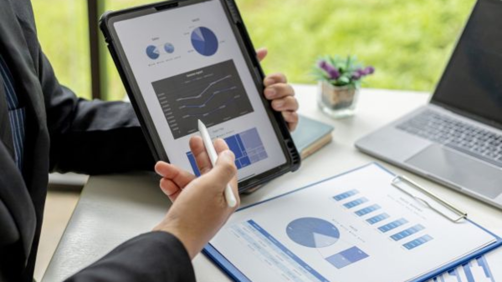 5 perbedaan sales dan marketing
