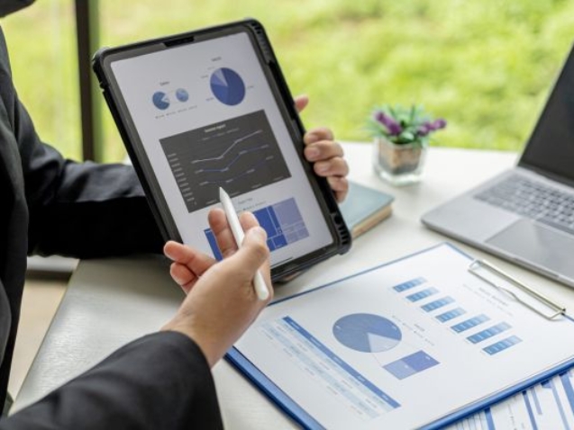 5 perbedaan sales dan marketing